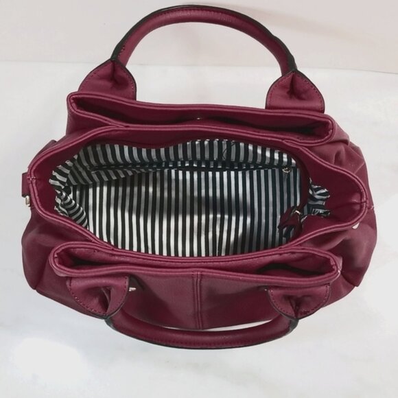 Pink Purse - Picture 2 of 5